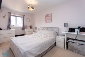 Bedroom- click for photo gallery